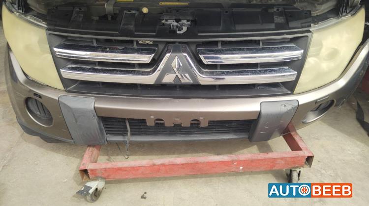 Body  Bumper Mitsubishi Pajero