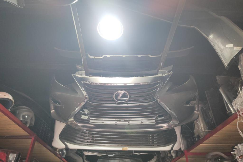 Body  Bumper Lexus ES300
