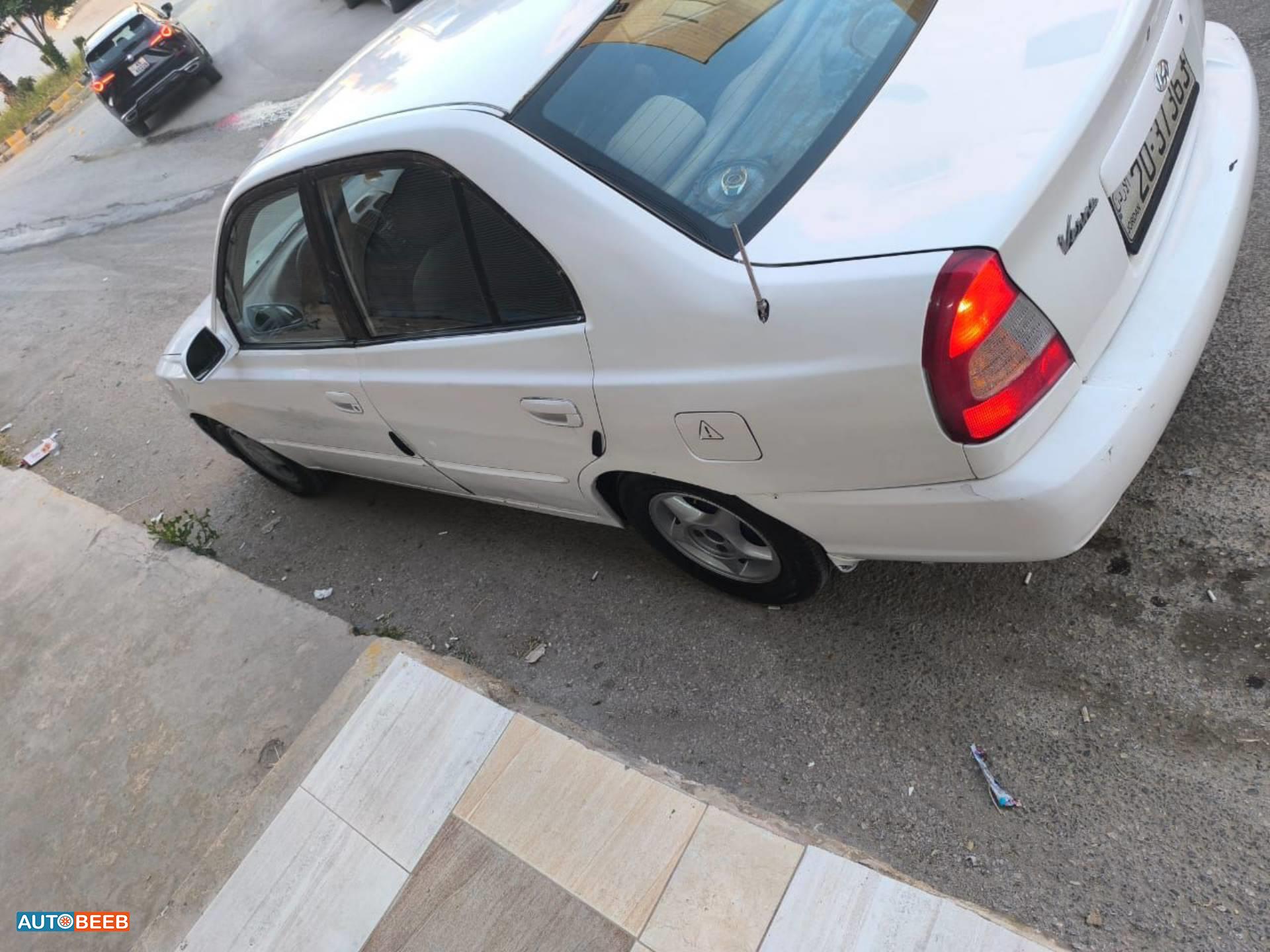 Hyundai Verna 1999