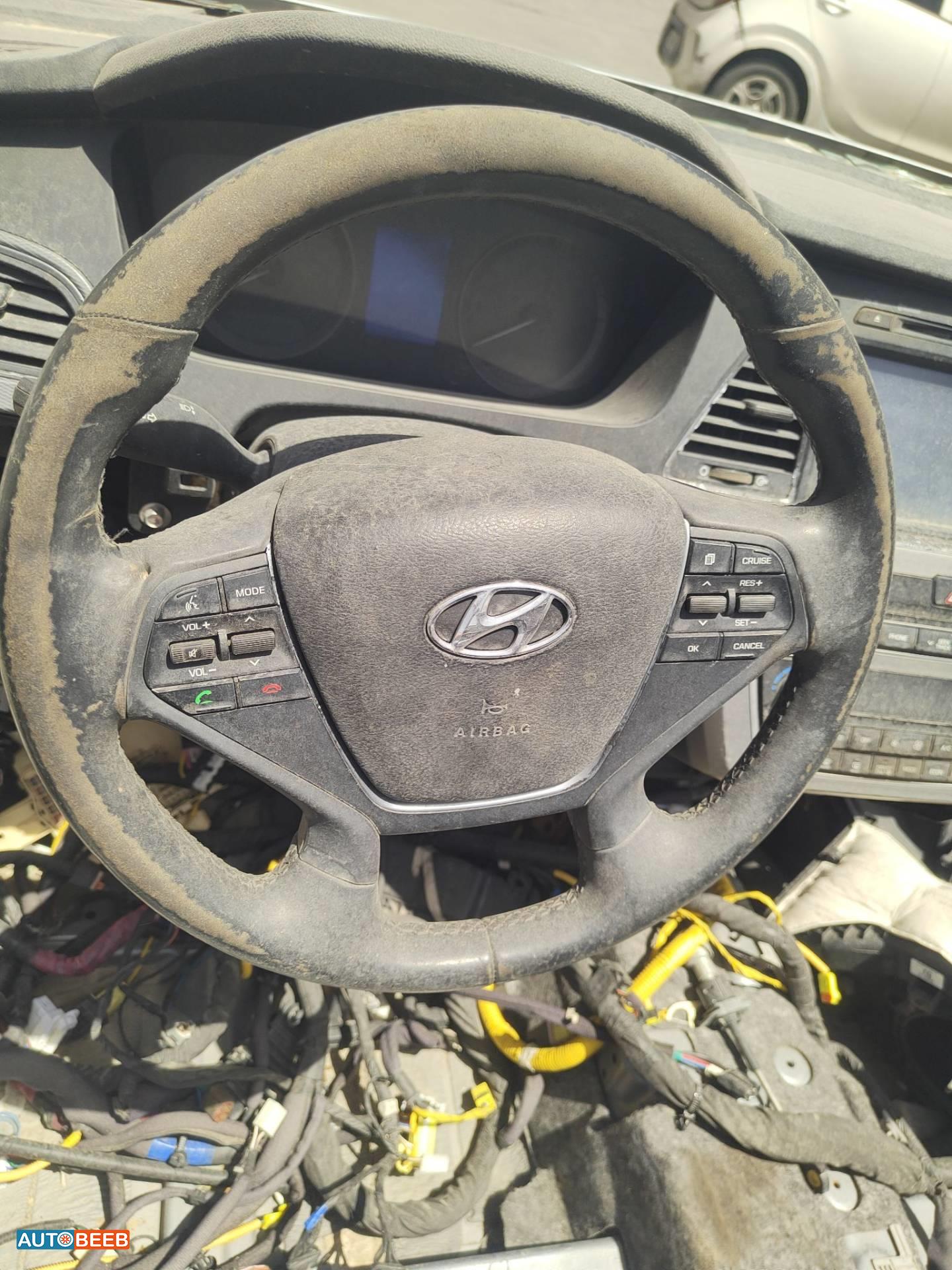 Cabin  Steering Wheel Hyundai Sonata