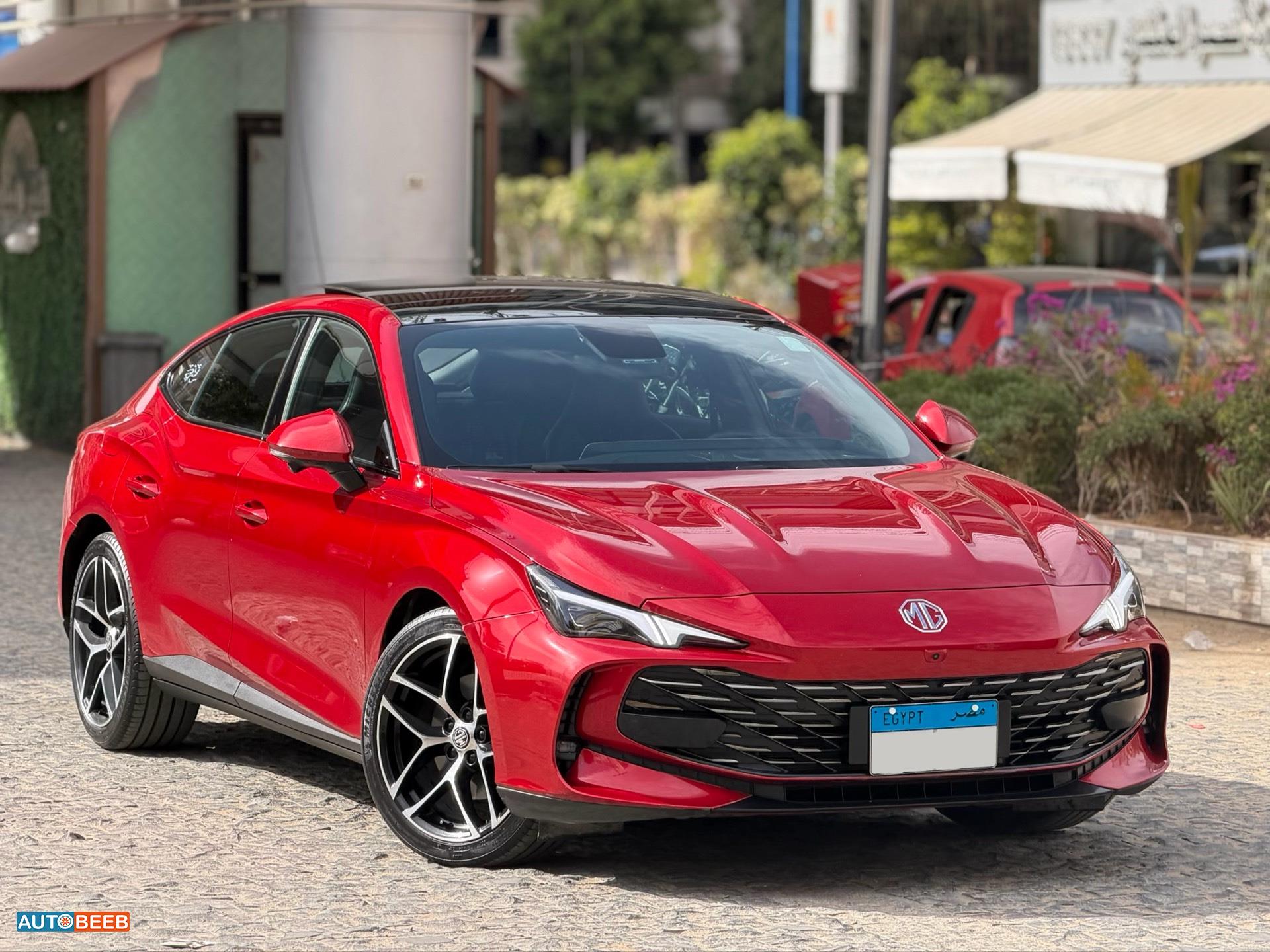 ام جي MG7 2025