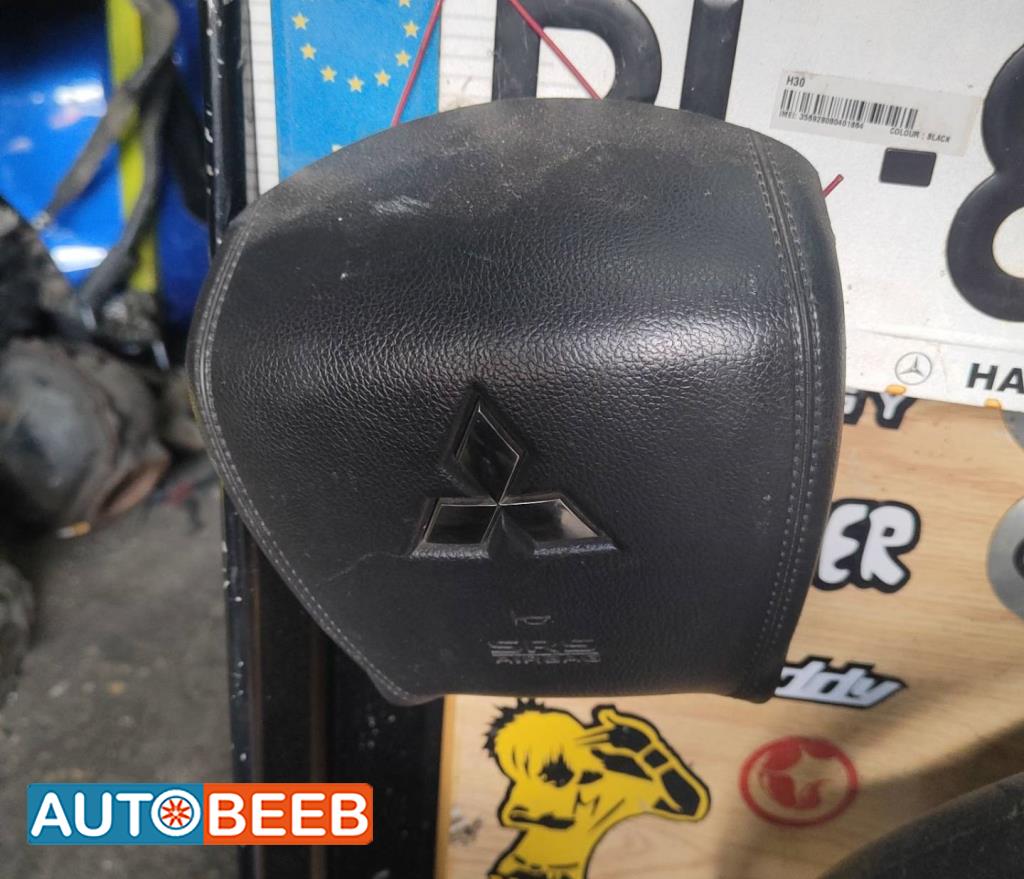 Cabin  Steering Wheel Mitsubishi L200