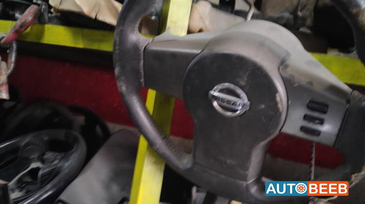 Cabin  Steering Wheel Nissan Navara