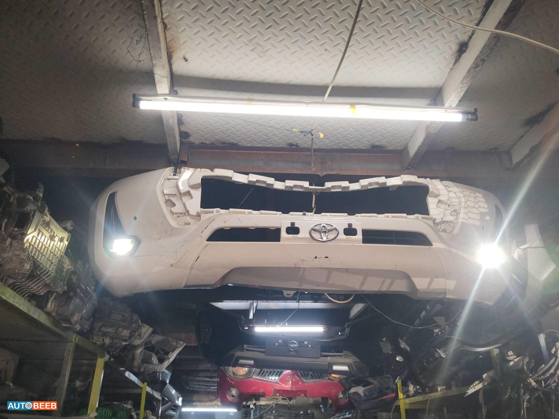 Body  Bumper Toyota Hilux