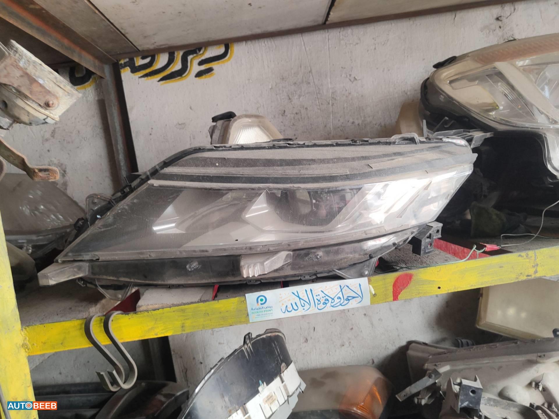 Lights Front light Mitsubishi L200