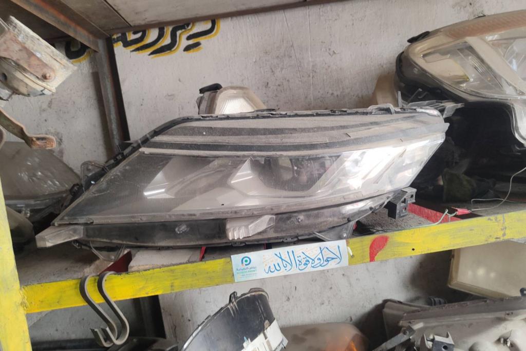 Lights Front light Mitsubishi L200
