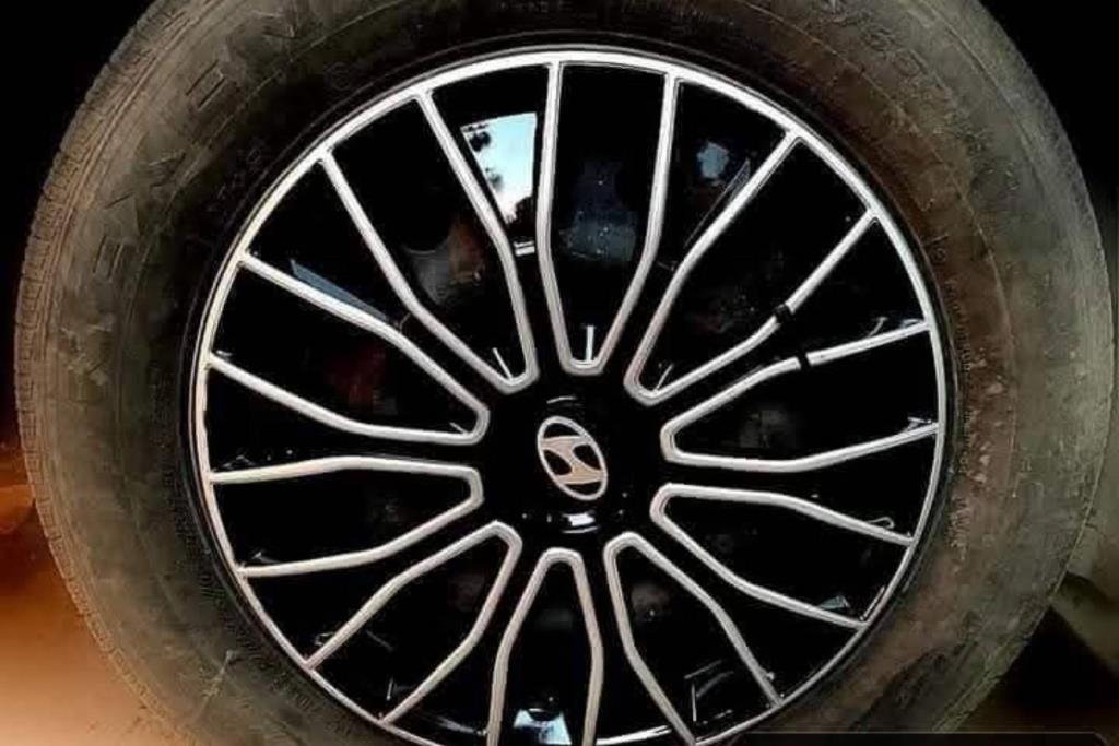  Wheel and Rims  