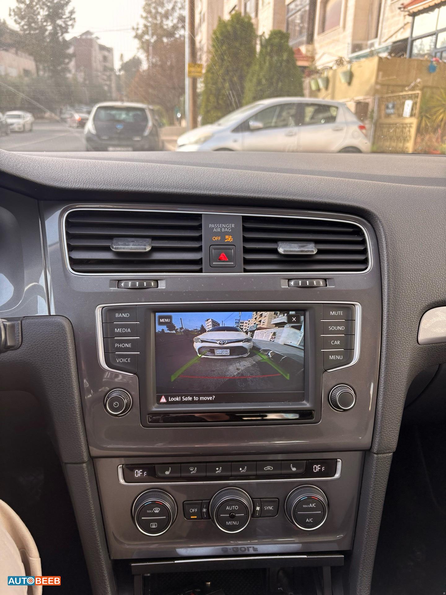 Volkswagen E-Golf 2016