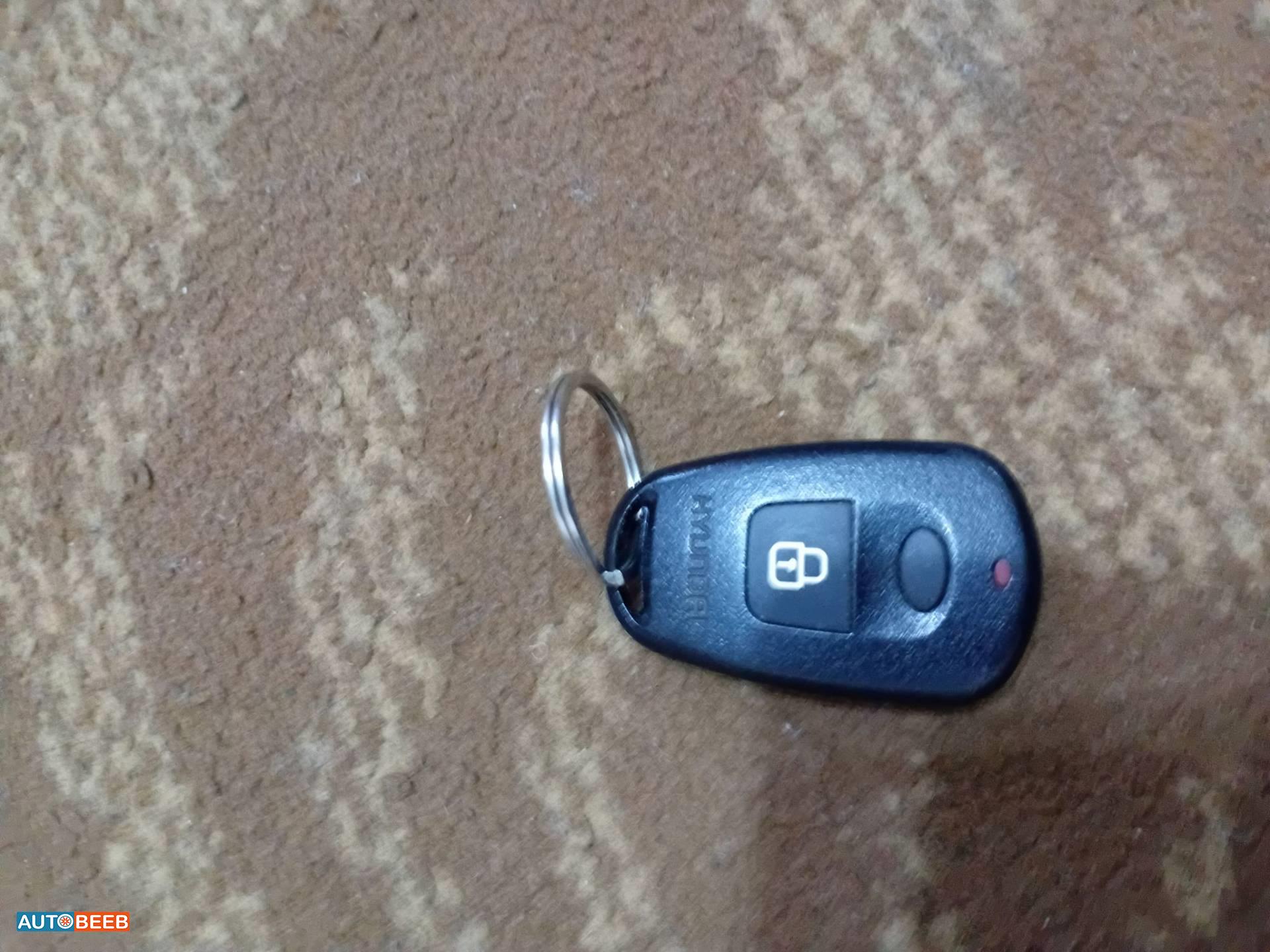 هيونداي النترا 2000