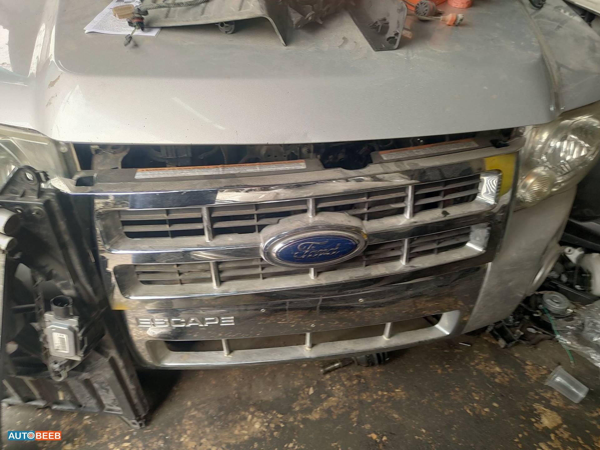 Body  Grilles Ford Escape