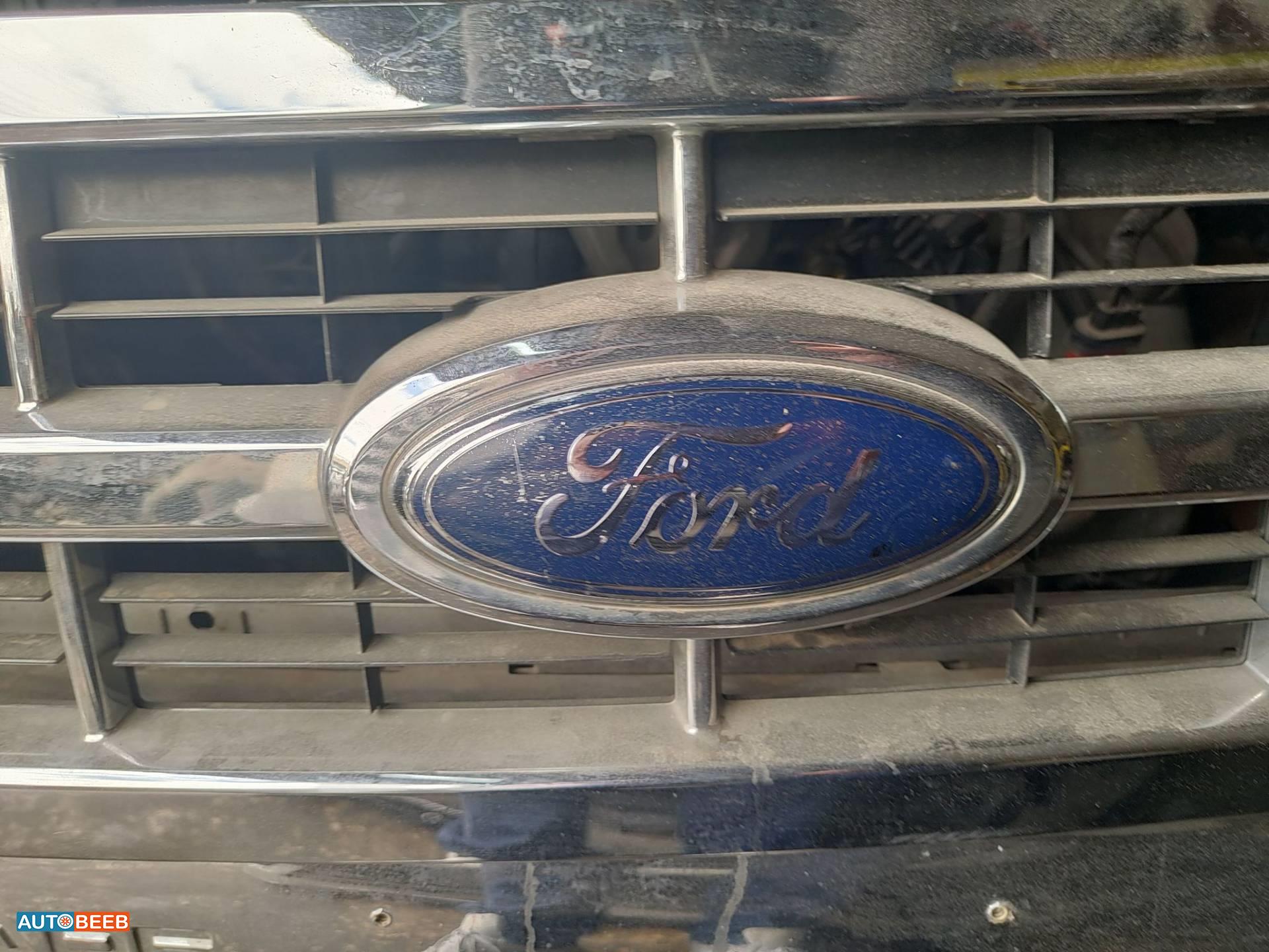 Body  Emblems Ford Escape