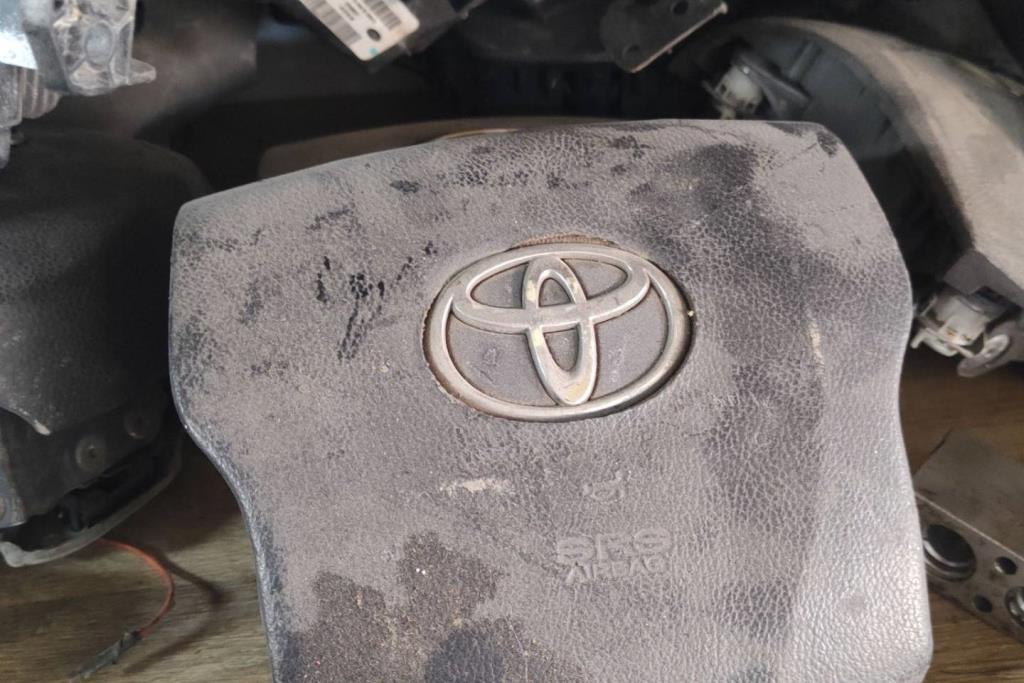 Cabin  Seat Toyota Prius