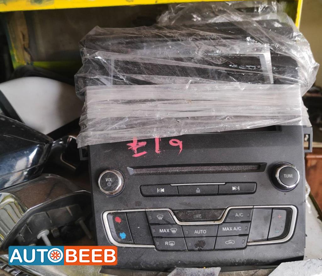 Electronics DVD Player Ford Fusion