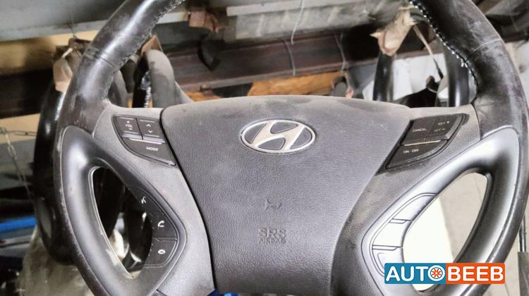 Cabin  Steering Wheel Hyundai Sonata