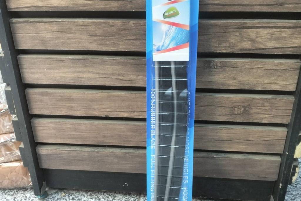  Glass wipers  