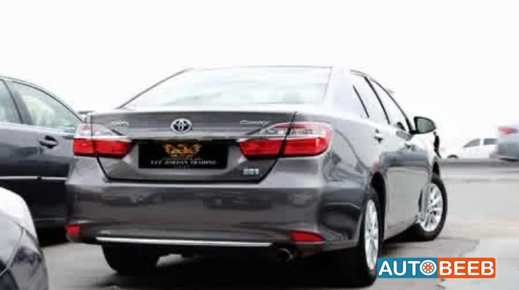 Toyota Camry 2017