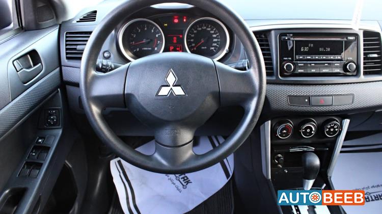 Mitsubishi Lancer 2016