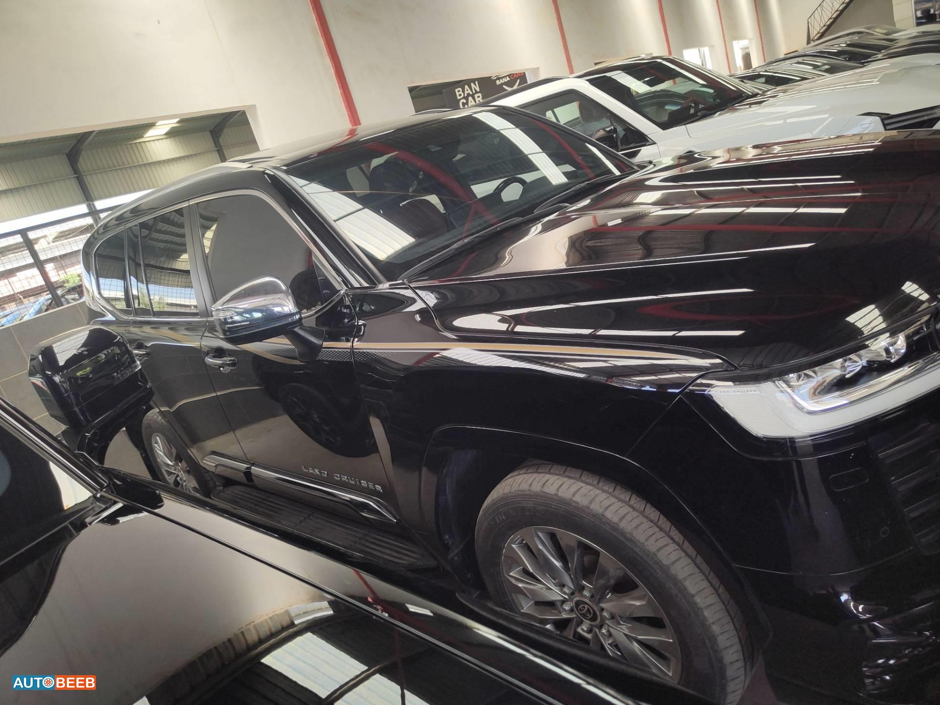 Toyota Land Cruiser 2023
