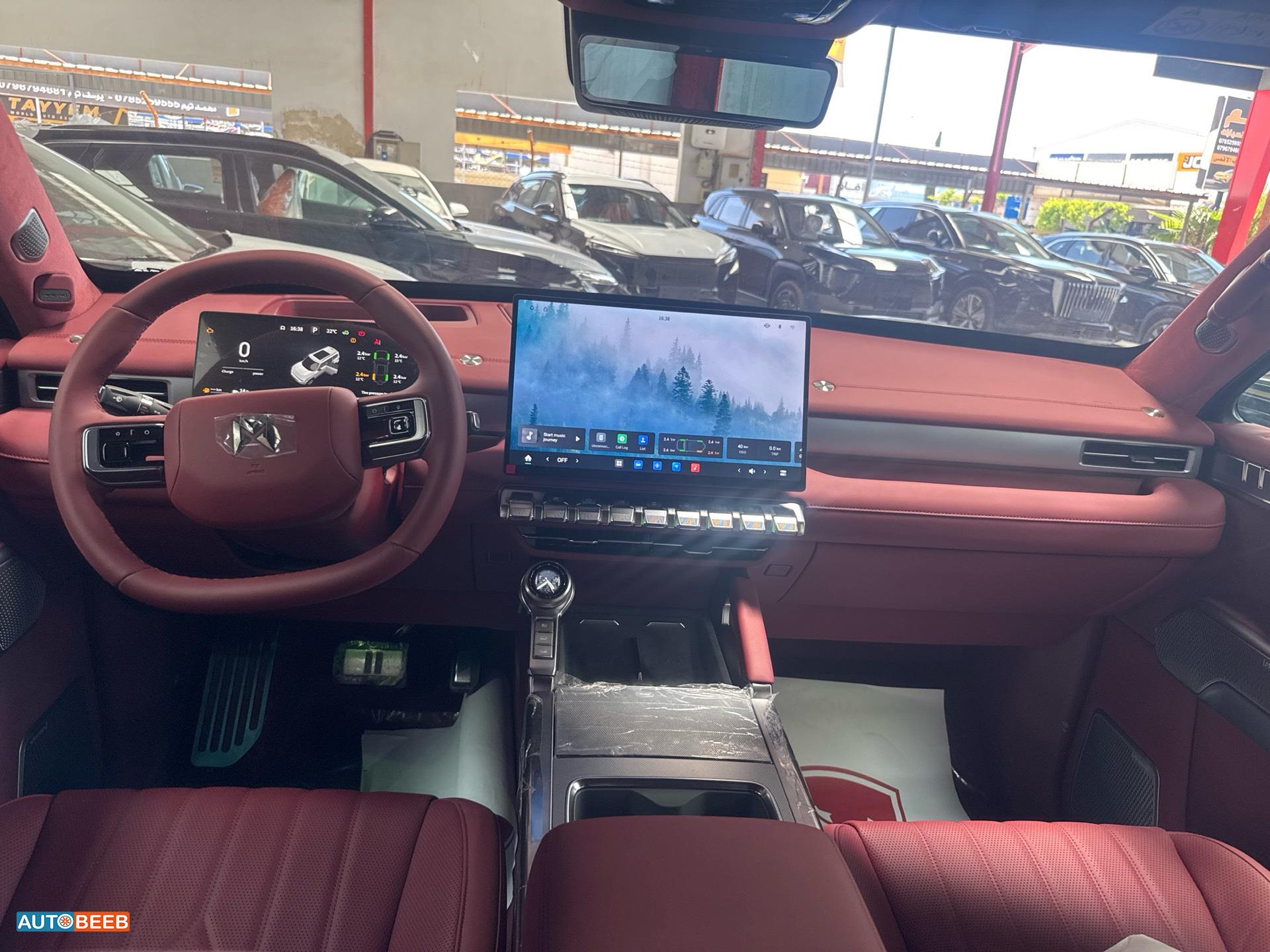 Dongfeng M-Hero 817 2026