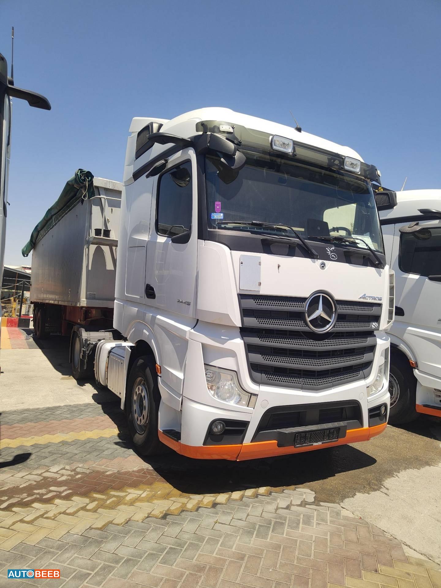 Tipper Mercedes Benz 2021