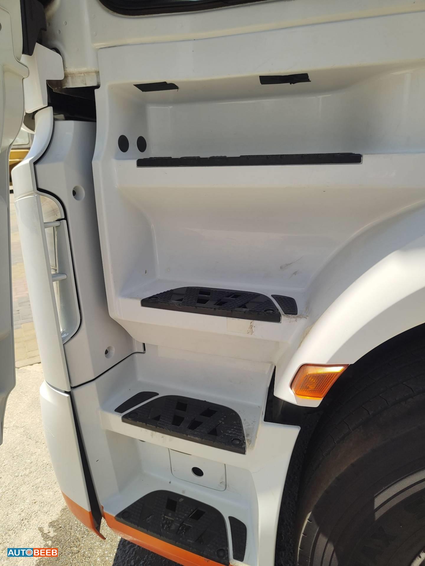 Tipper Mercedes Benz 2021