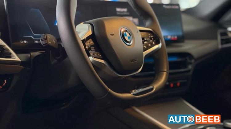 BMW i4 2025