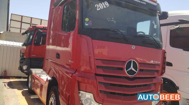 Tractor Unit Mercedes Benz 2018