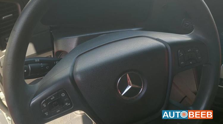 Tractor Unit Mercedes Benz 2021