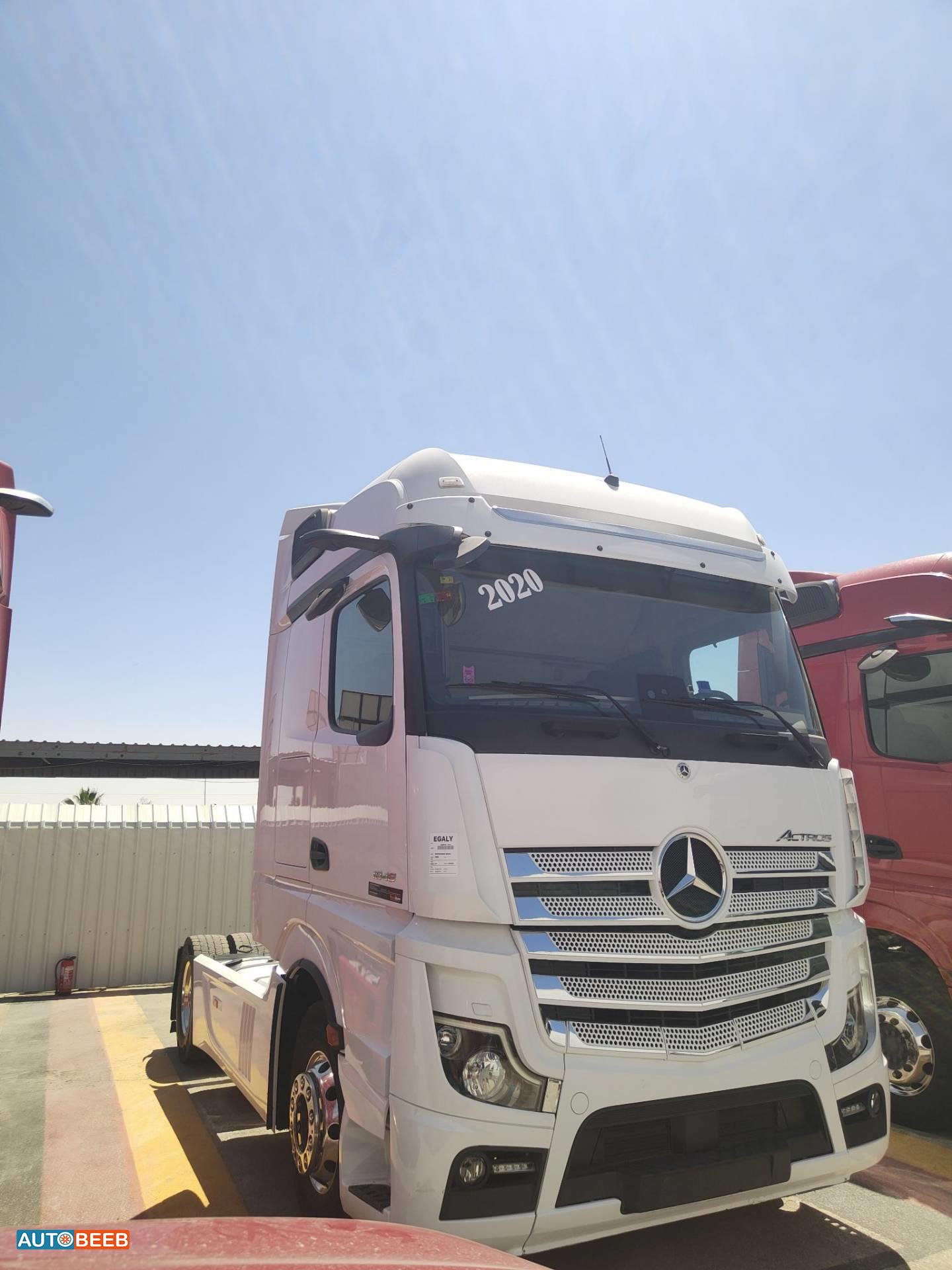 Tractor Unit Mercedes Benz 2021