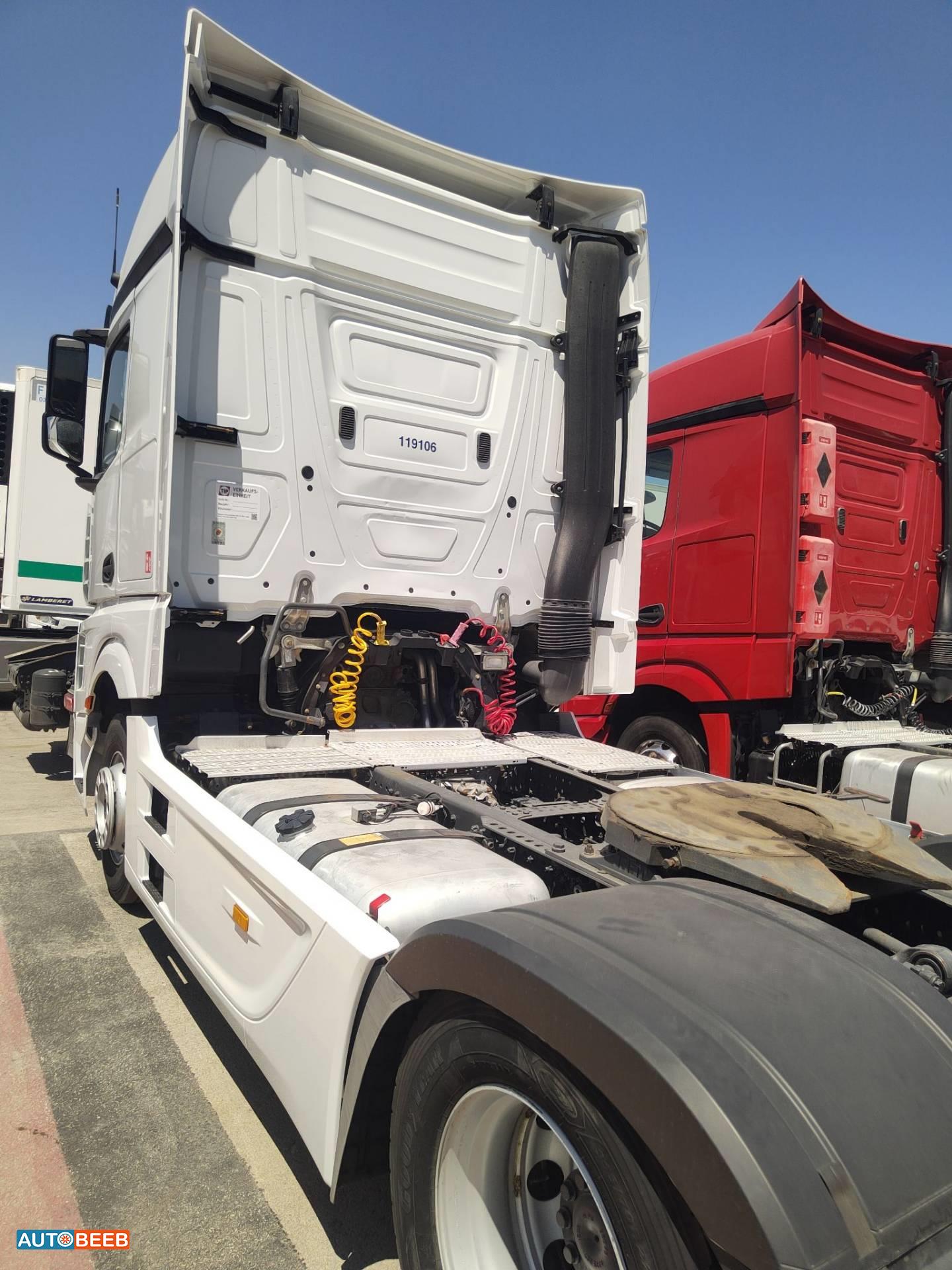 Tractor Unit Mercedes Benz 2019