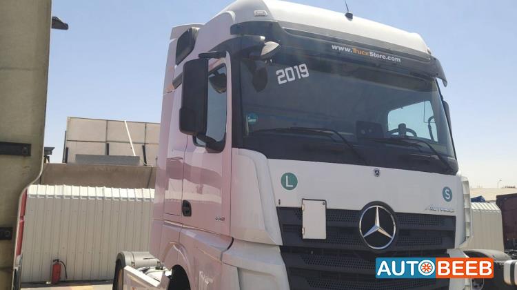 Tractor Unit Mercedes Benz 2019