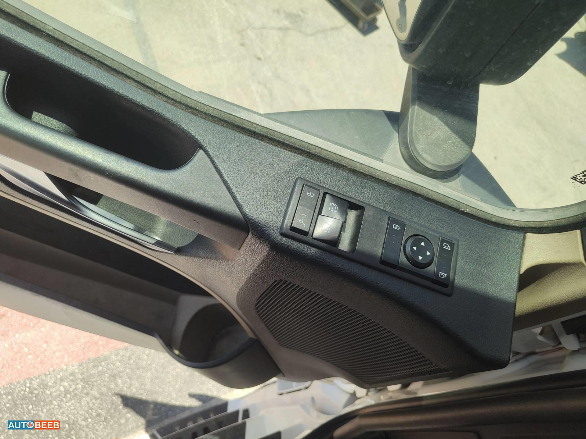 Tractor Unit Mercedes Benz 2019