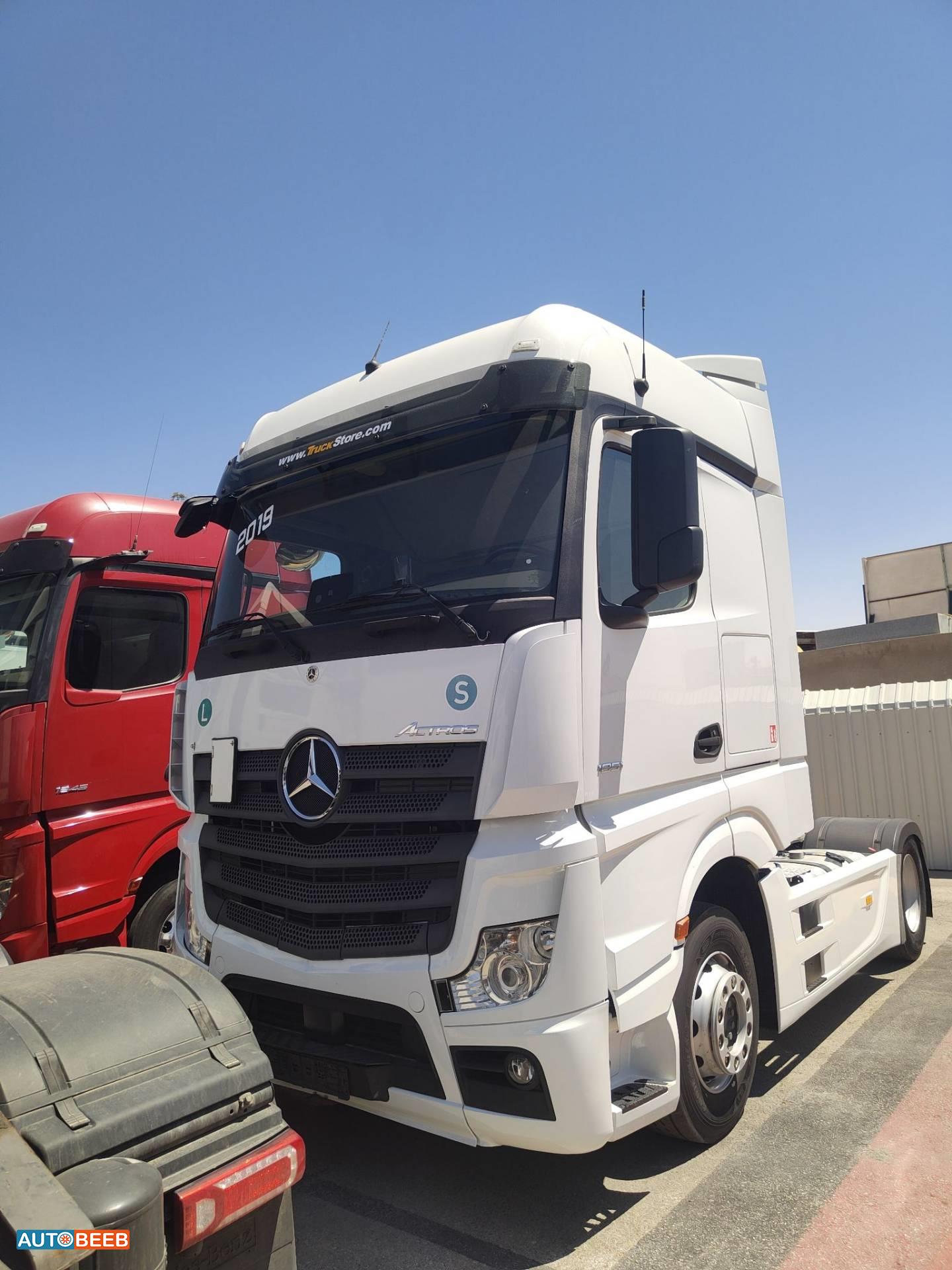Tractor Unit Mercedes Benz 2019