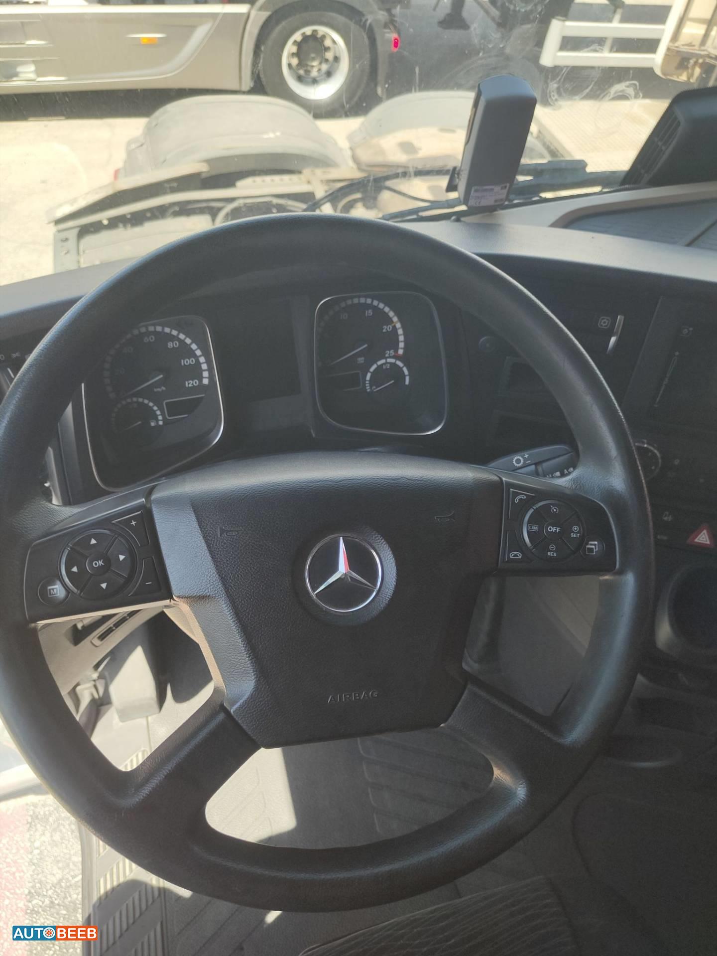 Tractor Unit Mercedes Benz 2019