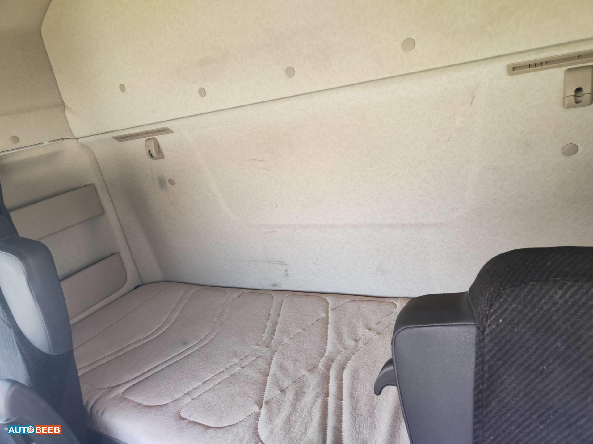 Tractor Unit Mercedes Benz 2023