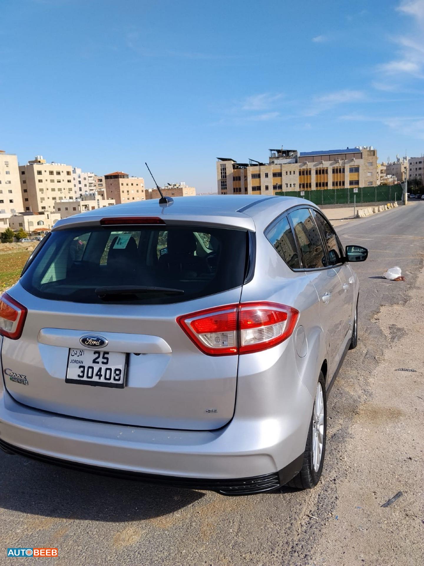 فورد C-Max 2017