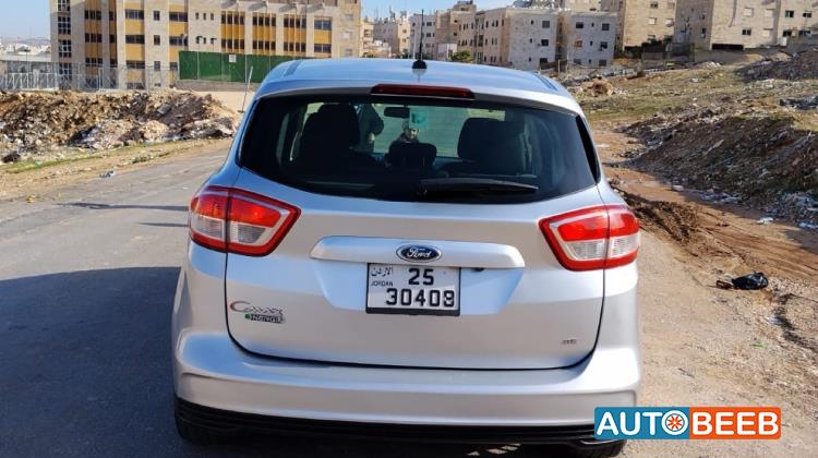 فورد C-Max 2017