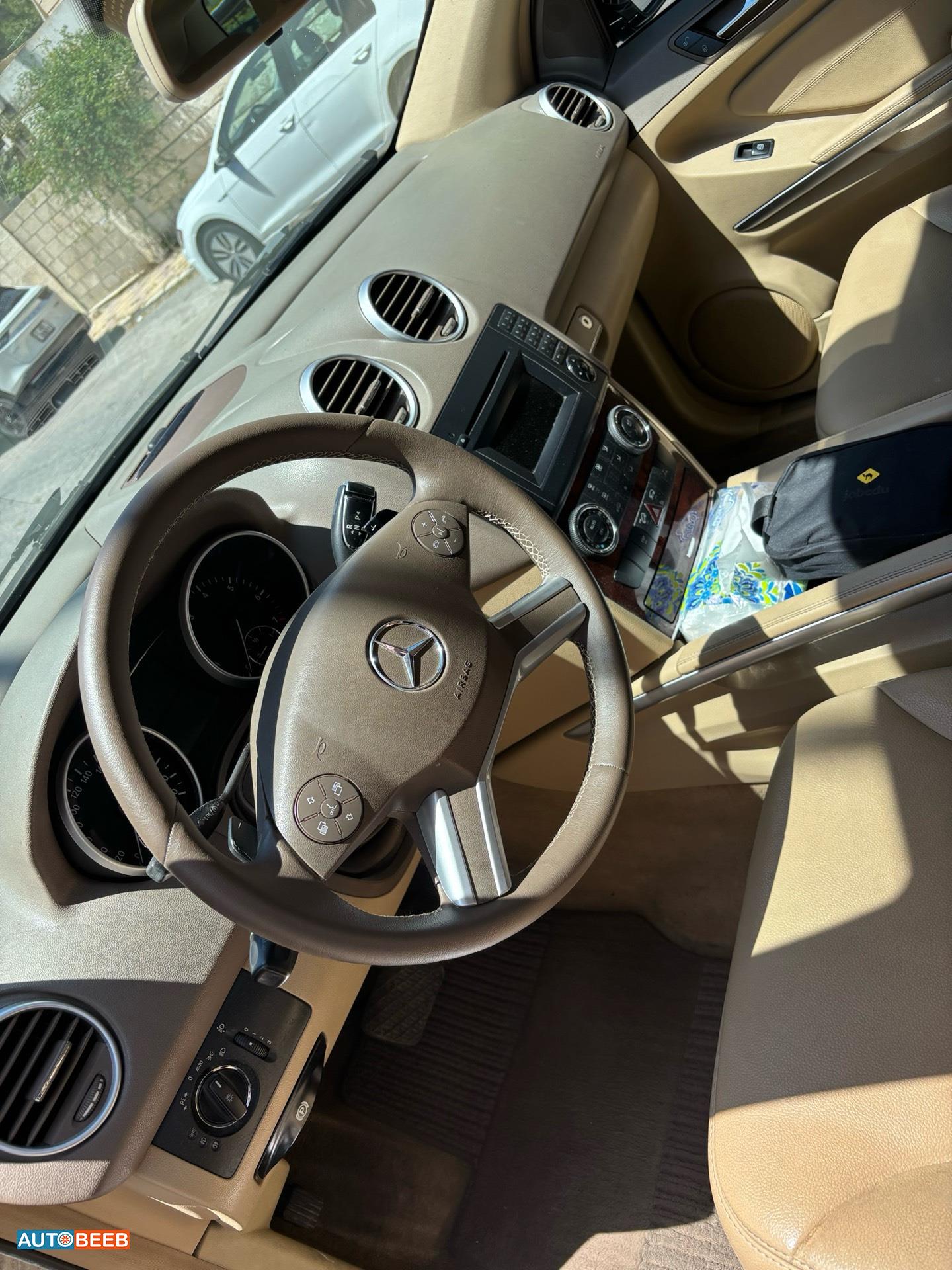 Mercedes Benz ML350 2011