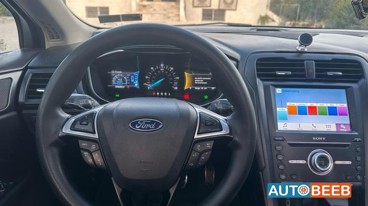 Ford Fusion 2017
