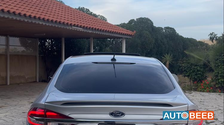 Ford Fusion 2017