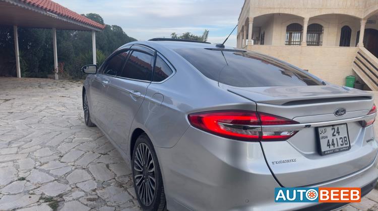 Ford Fusion 2017