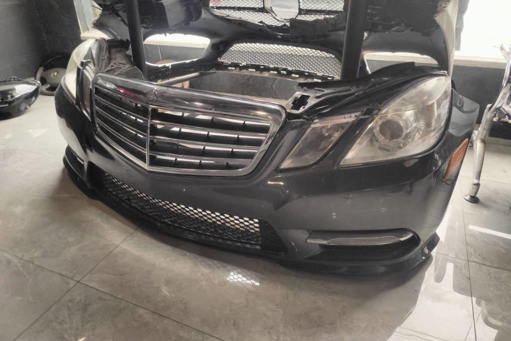 Body  Bumper Mercedes Benz E200