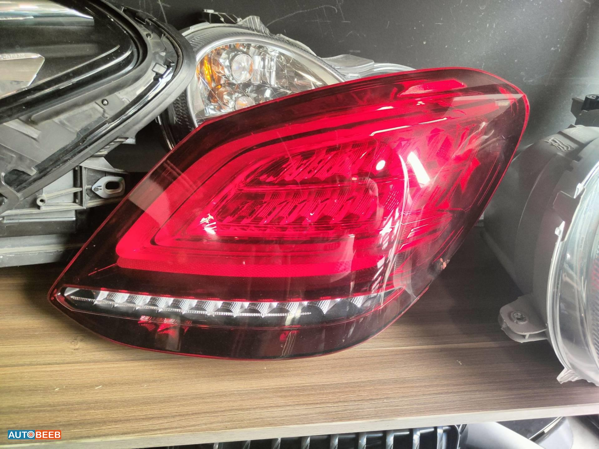 Lights Rear light Mercedes Benz C200