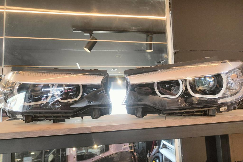 Lights Front light BMW 530