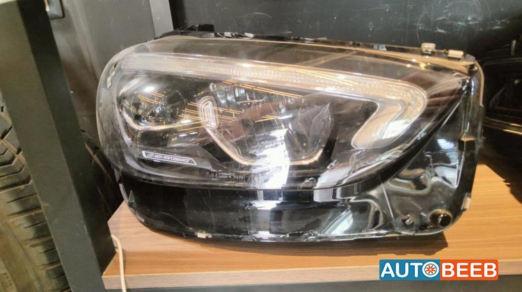 Lights Front light Mercedes Benz C200