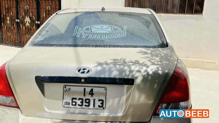 Hyundai Elantra 2003