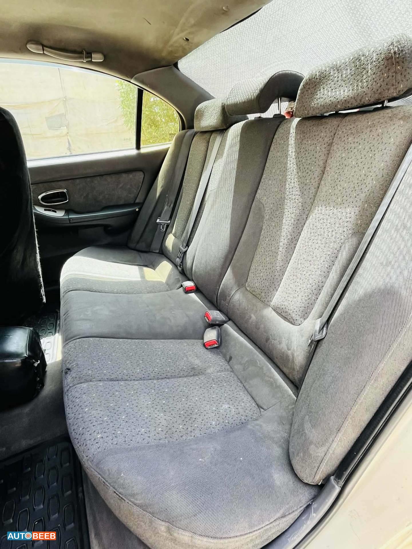 Hyundai Elantra 2003
