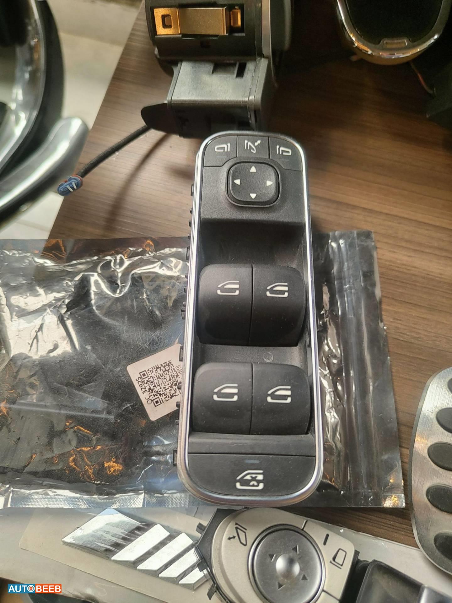 Cabin  Control buttons Mercedes Benz 