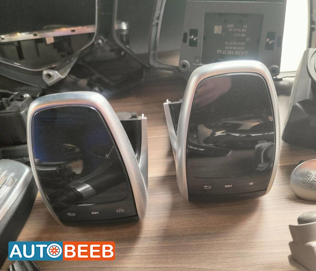 Cabin  Control buttons Mercedes Benz C200