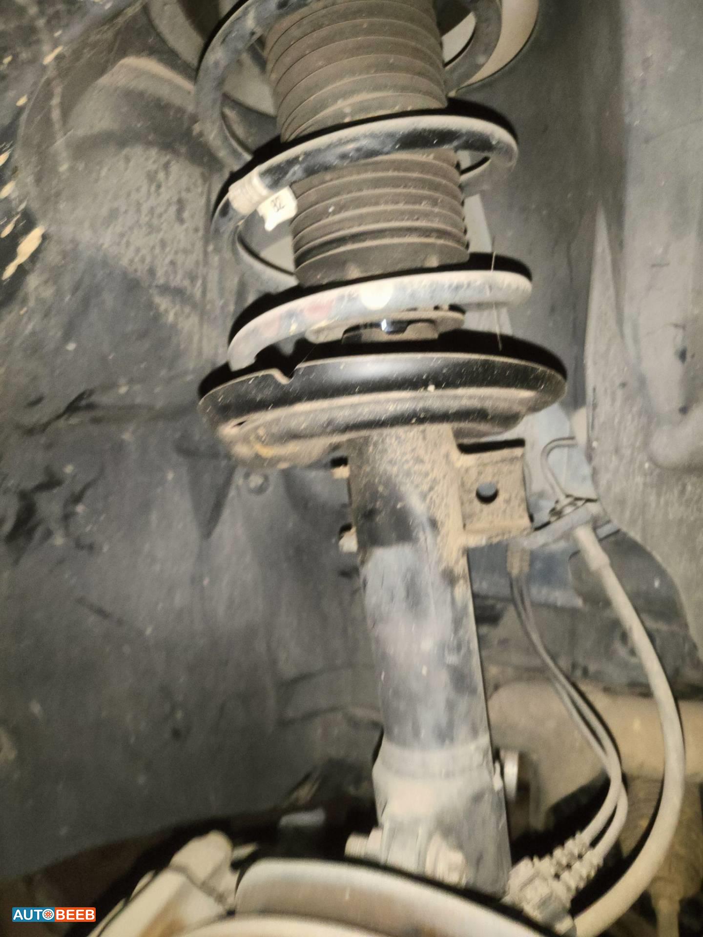  Shock Absorber Mercedes Benz E200
